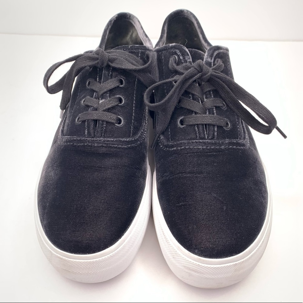 VINCE. | Copley Graphite Velvet Sneakers